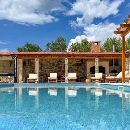Maria With Outdoor Pool * Drnis