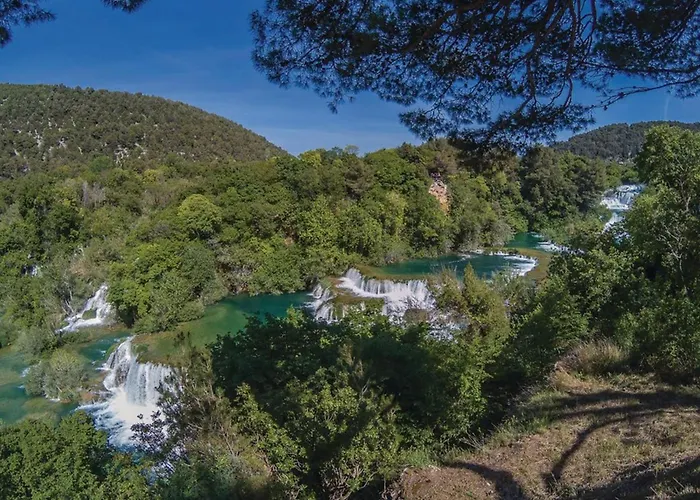 Maria With Outdoor Pool Drniš