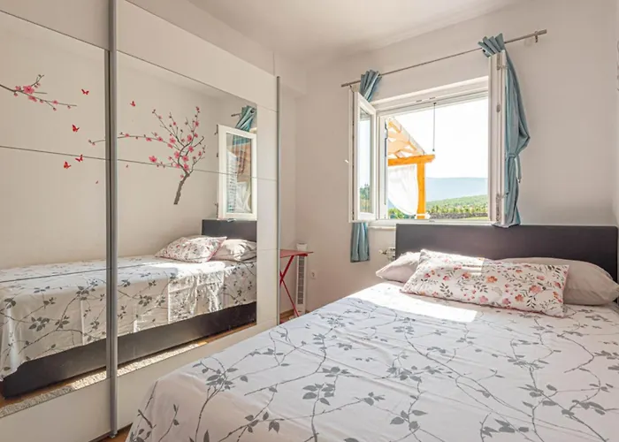 Villa Maria With Outdoor Pool *